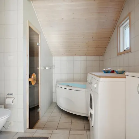 3 Bedroom Gorgeous In *