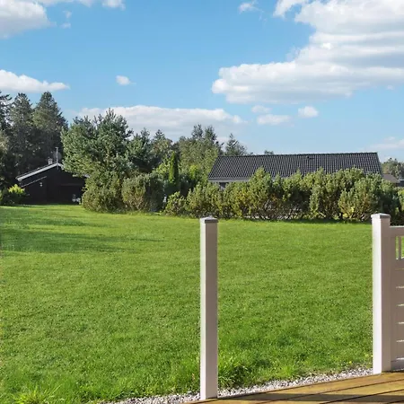 3 Bedroom Gorgeous In Дом отдыха