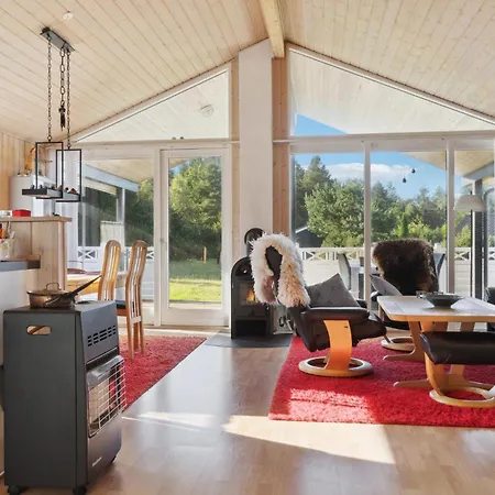 3 Bedroom Gorgeous In Дом отдыха