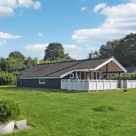 3 Bedroom Gorgeous In *