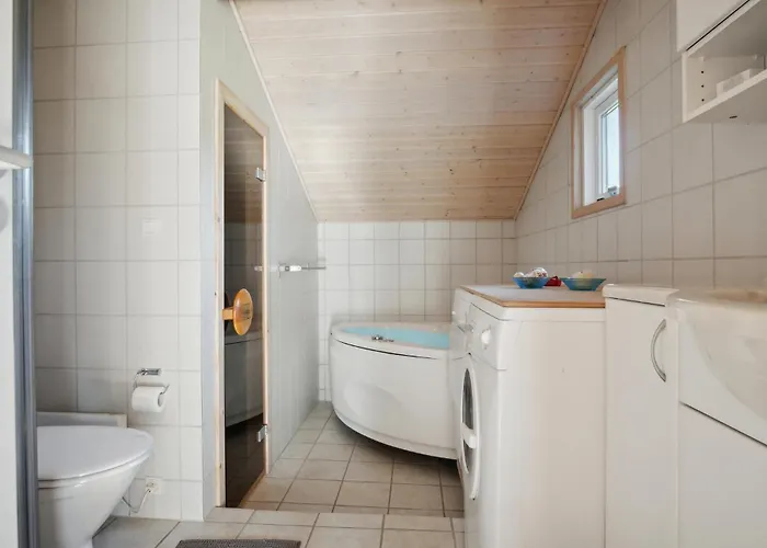 3 Bedroom Gorgeous In *